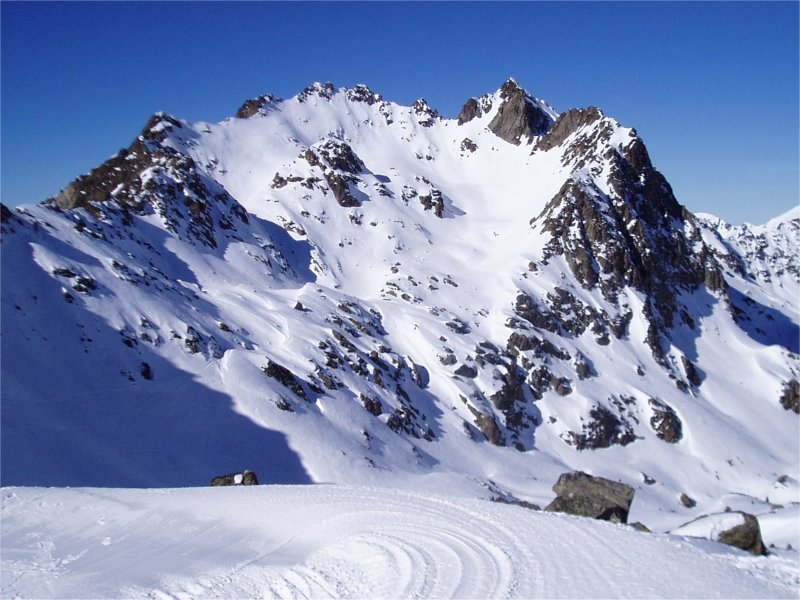 Hego-ekialdetik ikusita