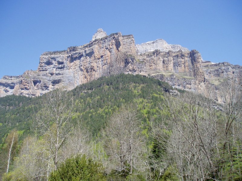 Espolón del Gallinero hegoaldetik ikusita