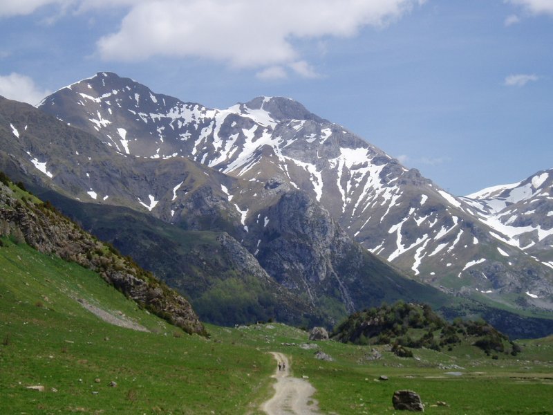 Otal bailaratik ikusita, hego-mendebaldetik