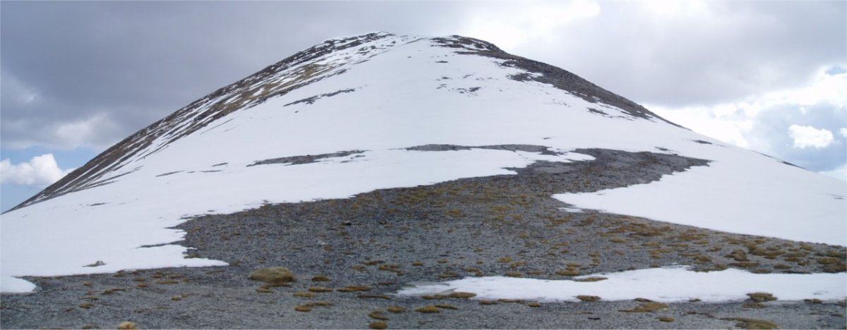 Gorizeko lepotik ikusita, iparraldetik