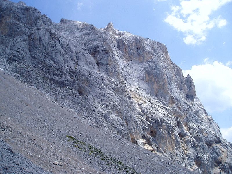 Peña Olvidada ipar-mendebaldetik ikusita