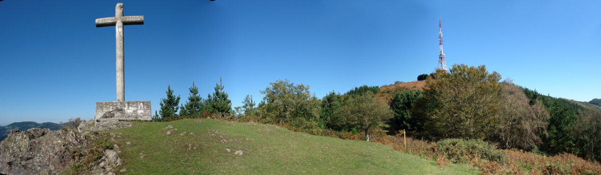 Munetako gurutzea eta tontorra