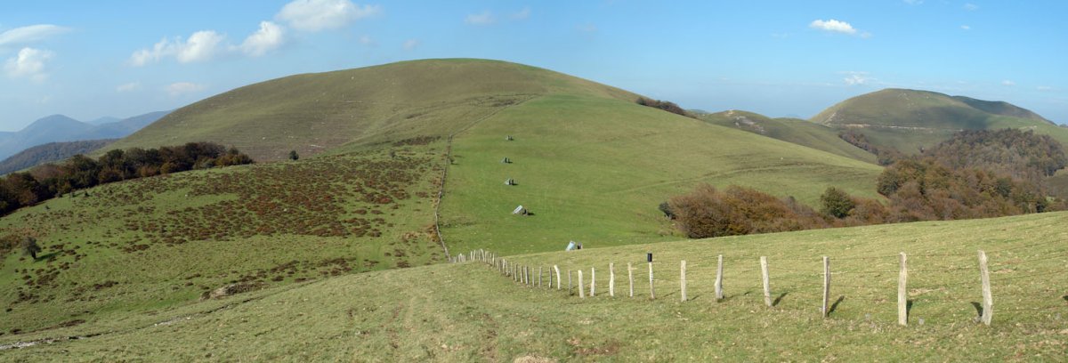 Mendiaundi, mendebaldean