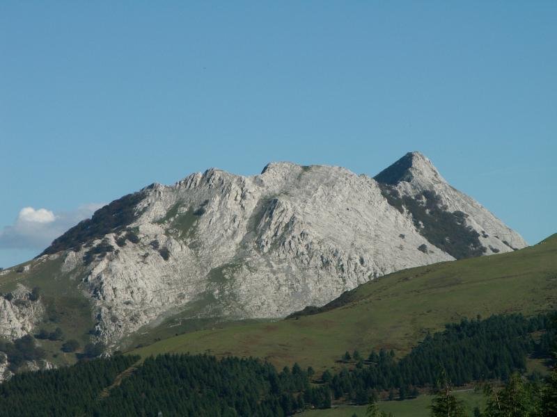 Anboto Saibiko inguruetatik / Anboto desde los alrededores del Saibi