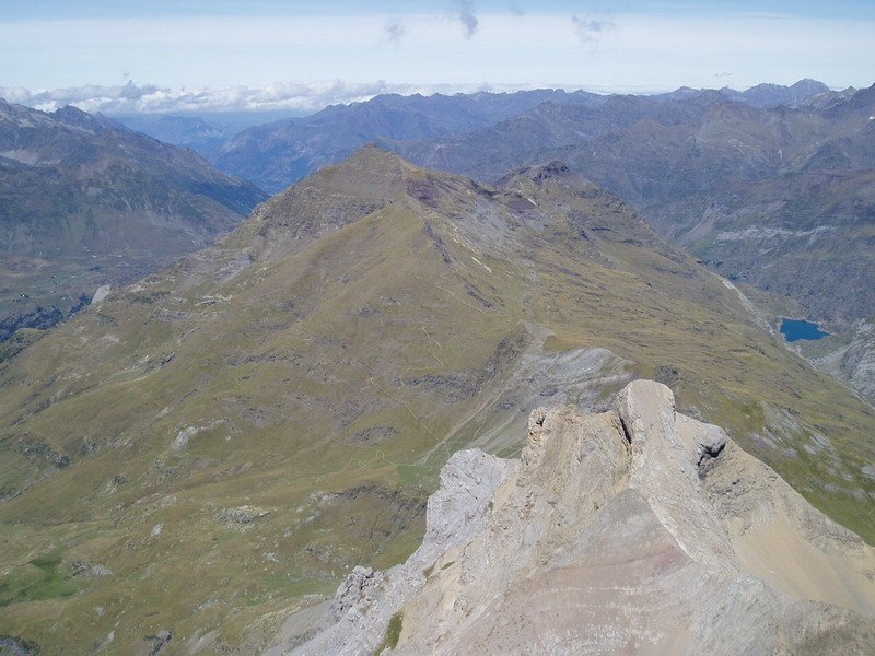 Hegoaldetik ikusita, Astazou Handitik