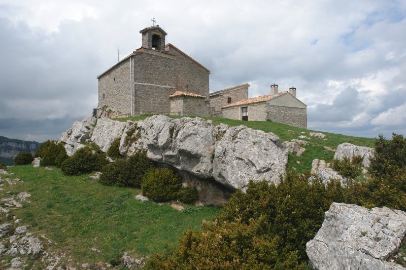 Ermita eta beste, tontorrean
