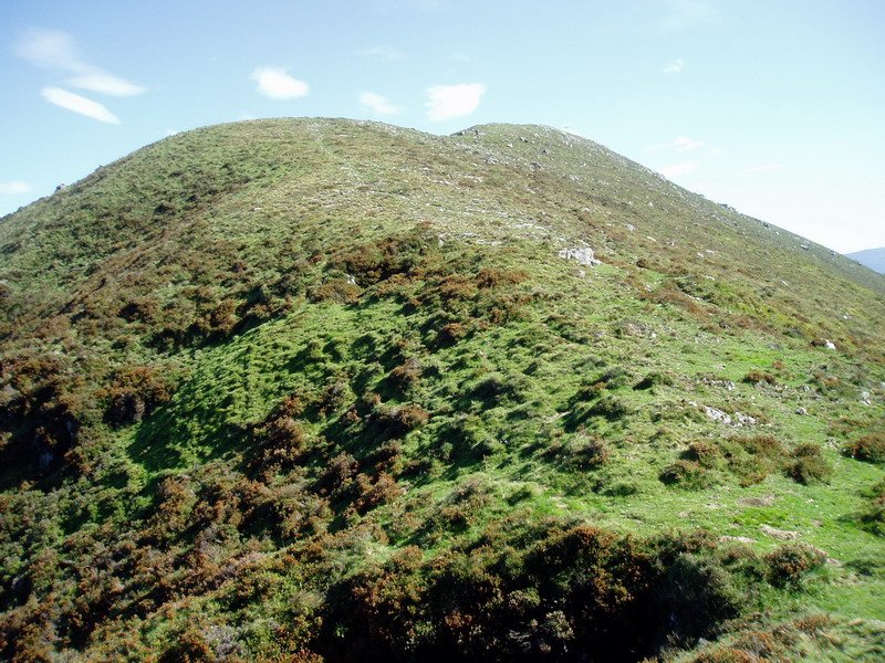 Mendebaldeko bizkarretik ikusita