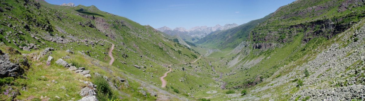 Oza aldeko bailara, Aguas Tuertaserako sarreratik ikusita