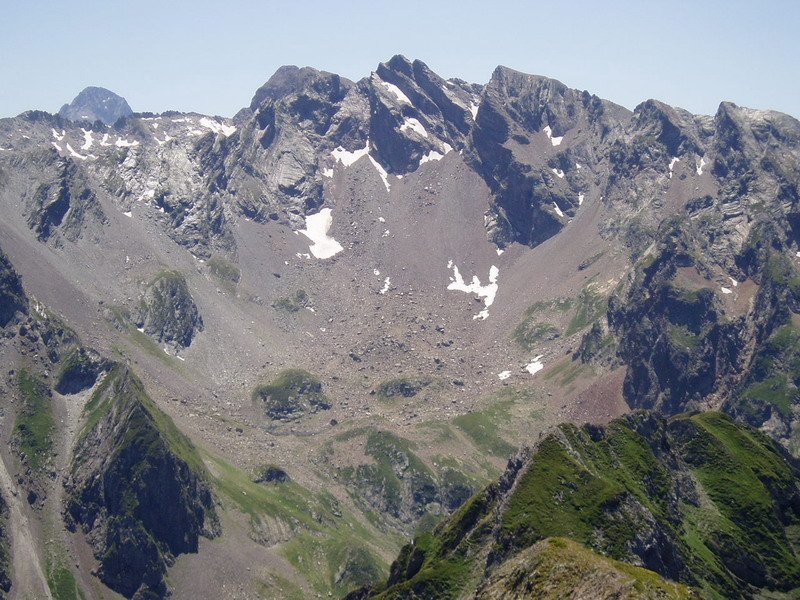 Pic Estibère Sanctusetik ikusita, iparraldetik