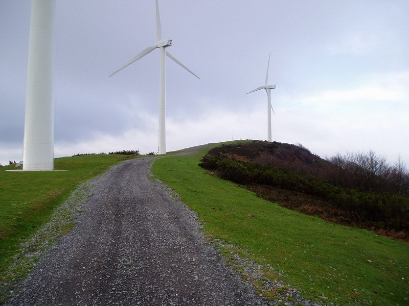 Ekialdeko bizkarrretik ikusita