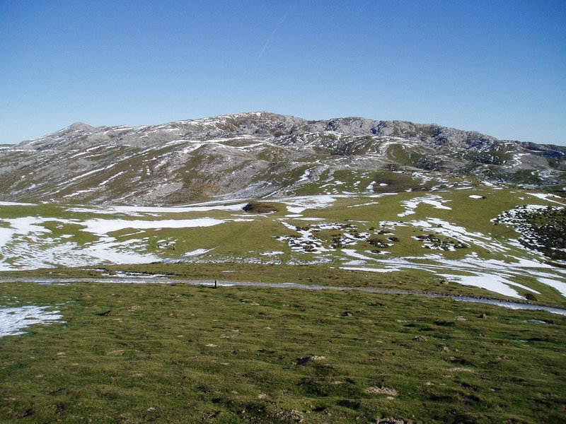 Errenagatik ikusita, hego-mendebaldetik