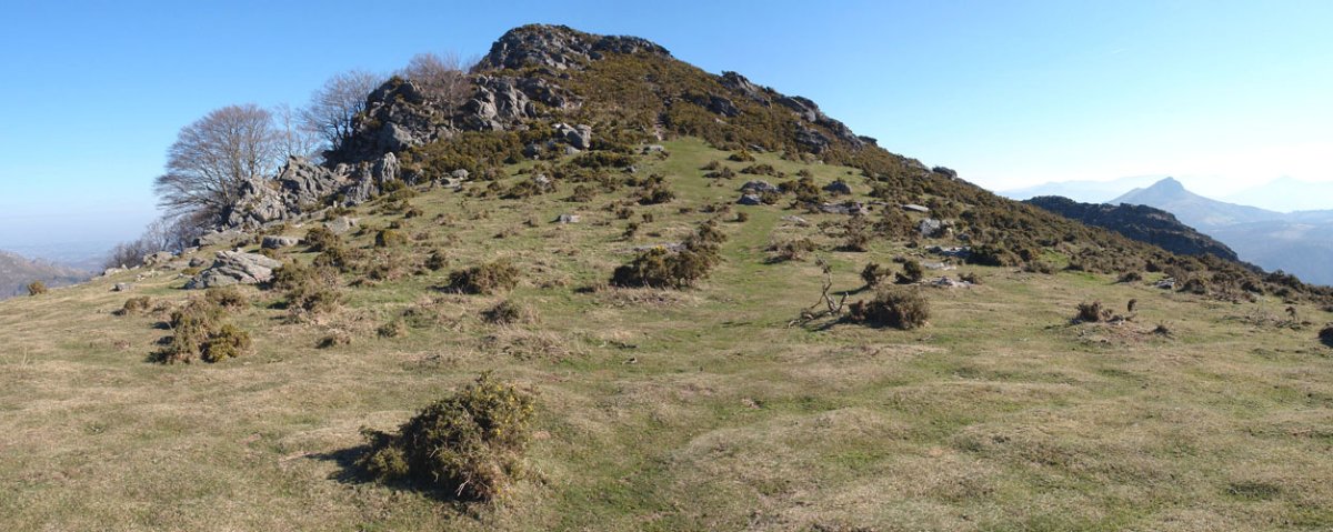 Tontorra, Ekialdeko bizkarretik