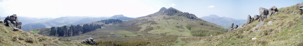 Ibañeta lepoa de Arxuria ekialdetik ikusita