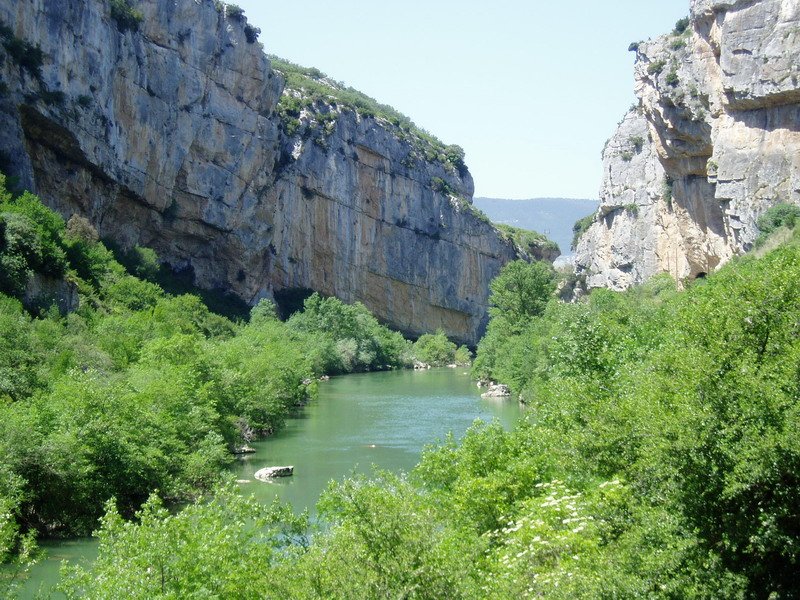 Arroilaren iparraldeko ertza