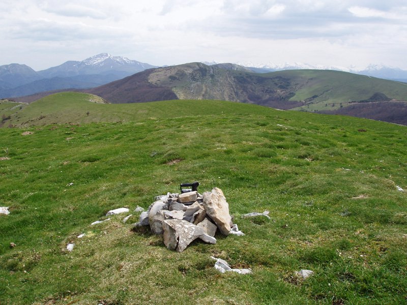 Auztarriko gailurra eta Goñiburu