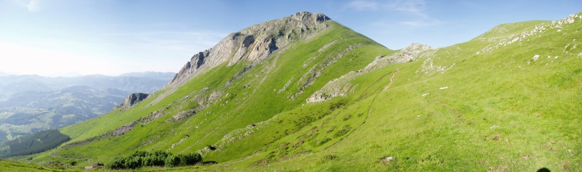 Hego-mendebaldetik ikusita