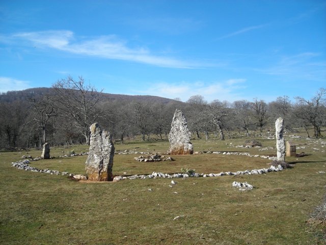 Mendiluze harrespila