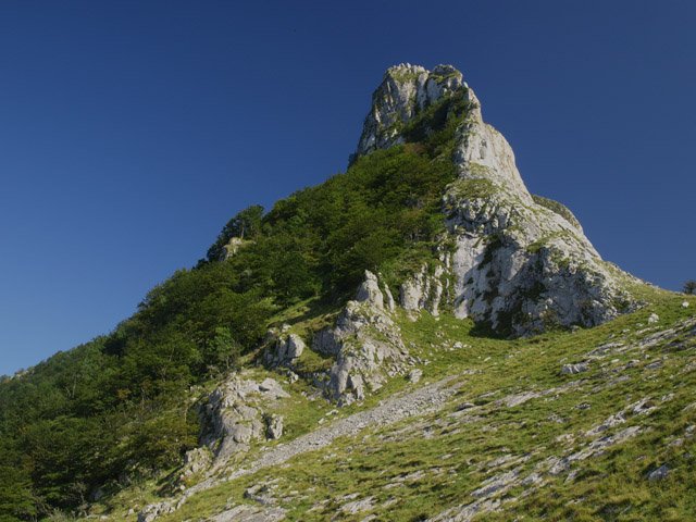 Mendebaldetik ikusita