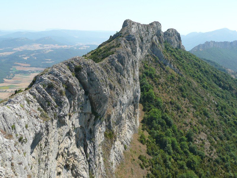 Peña del Leondik Datorren Bidetik