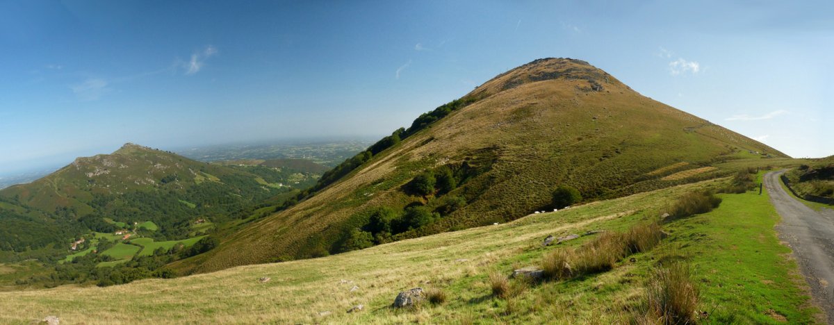 Mondarrain eta Artzamendi Sabukadoiko lepotik