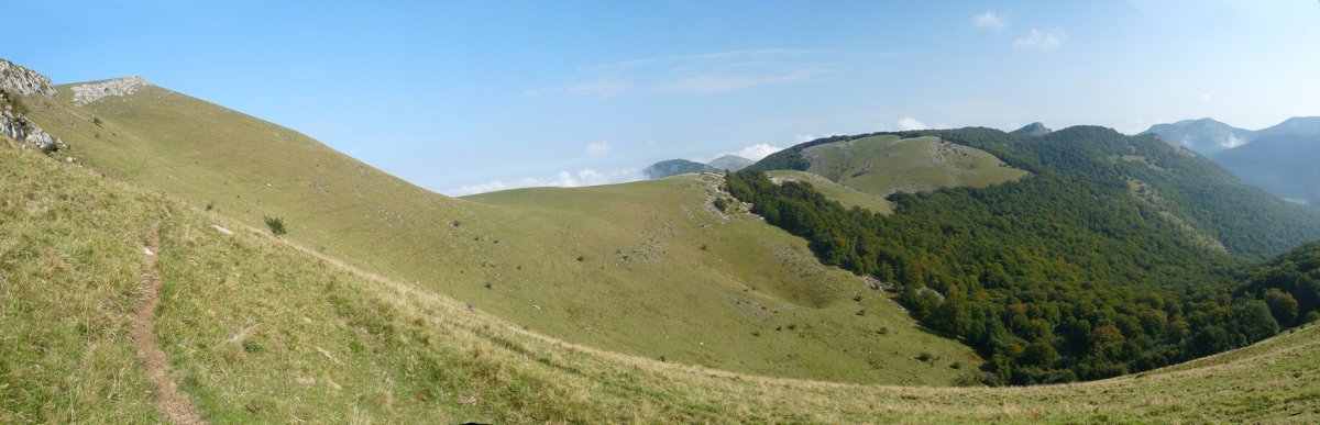 Hauskoako gailurra eta Arbailako mendiak
