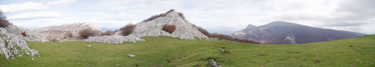 Mendebaldeko bizkarretik ikusita