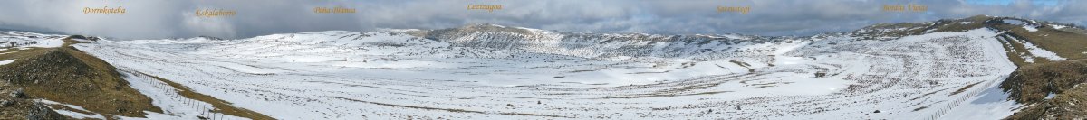 Andiako gainak Elordiako gailurretik