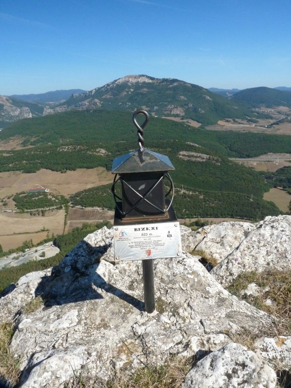 Txartelontzi berria, Orkoiengo udalak ordaindua