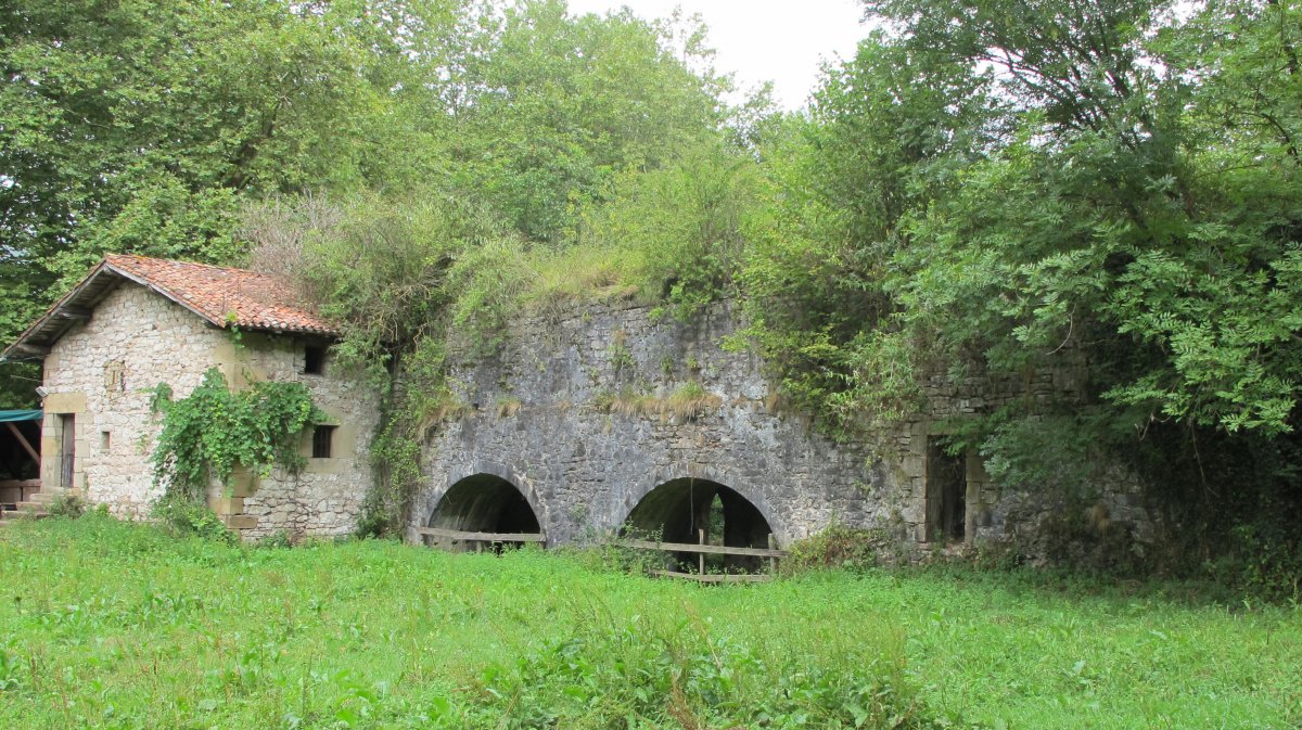 Urdanibia jauregia, Irun