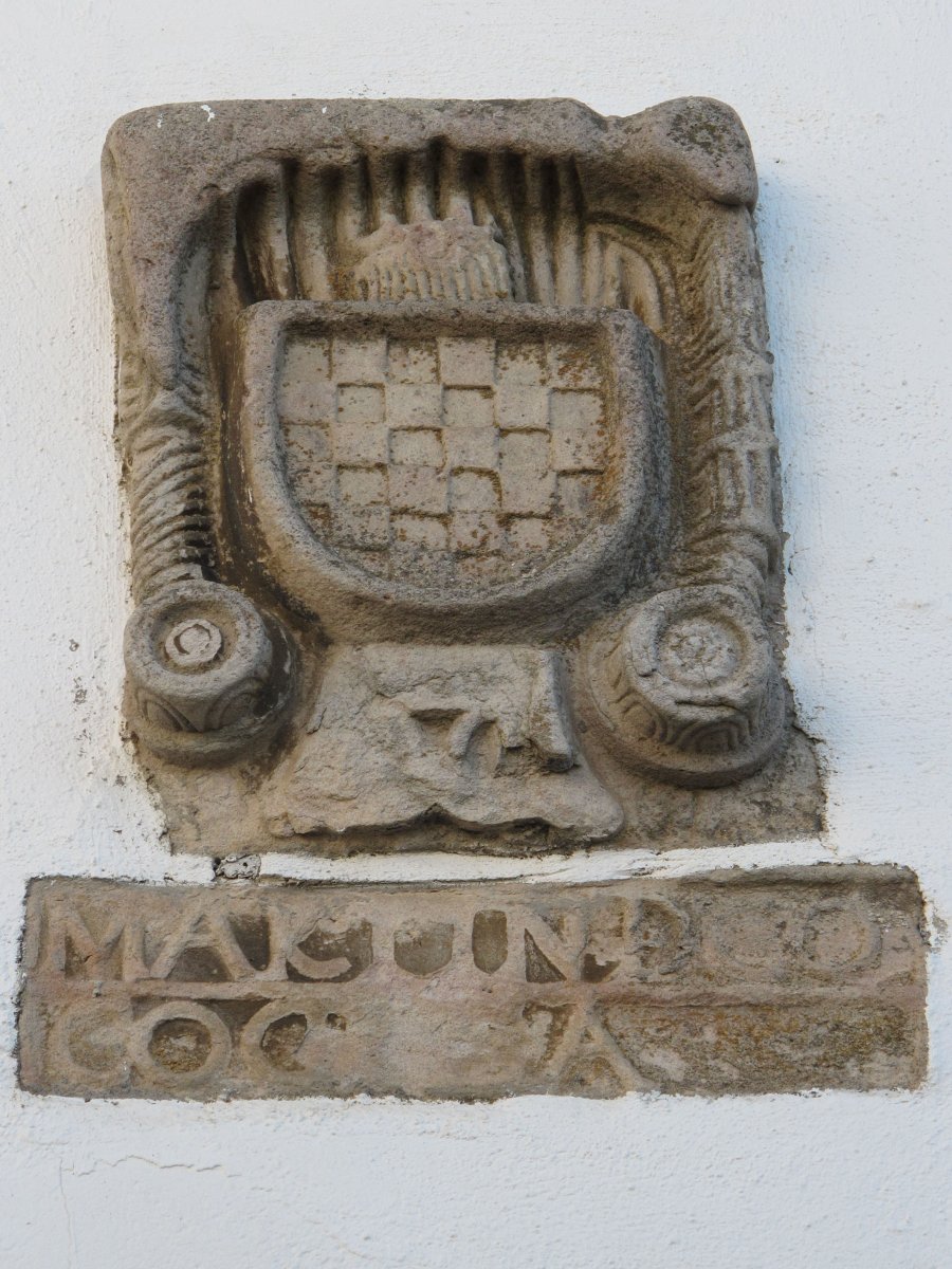 Goikoetxea etxeko armarria, Berroeta