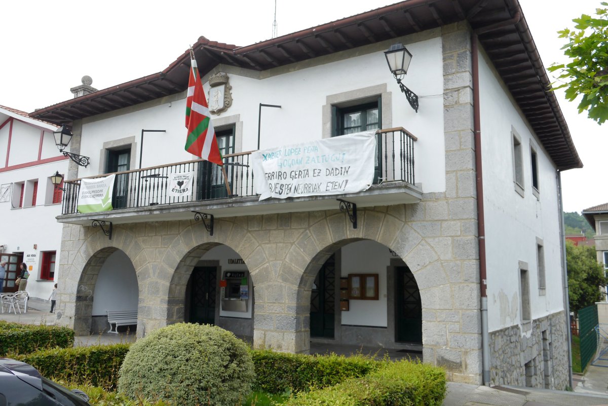 Udaletxea, Aizarnazabal