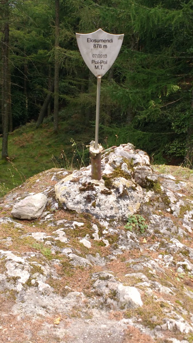 Elosumendi tontorra (885m)
