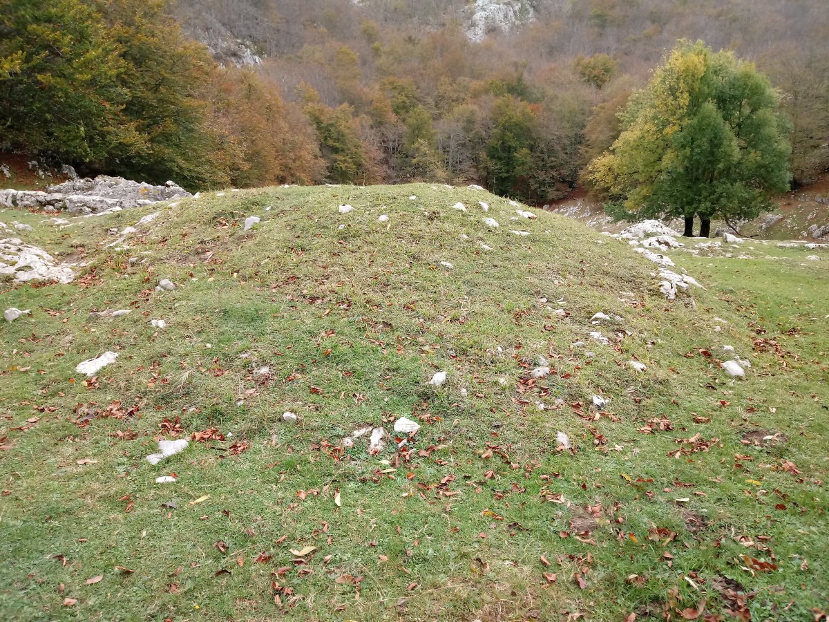 San Adrian tumuloa 2