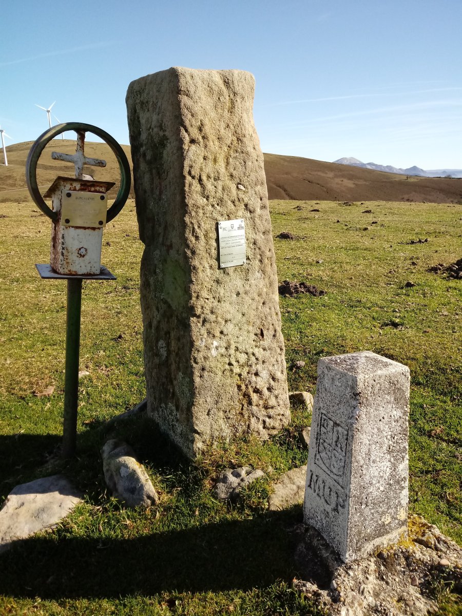 Burgamendi (1081m) tontorreko postontzia