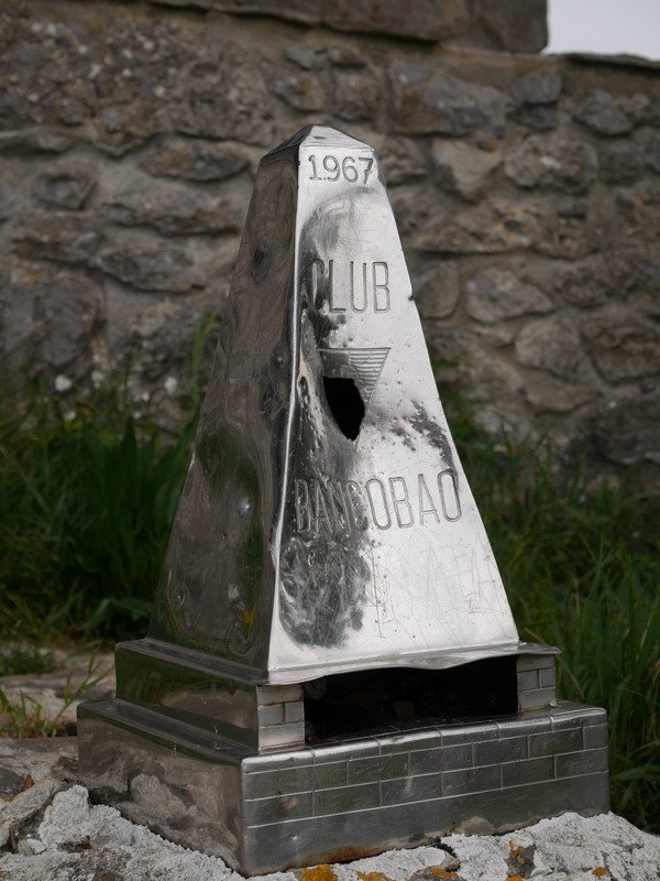 Atxarreko txartelontzia