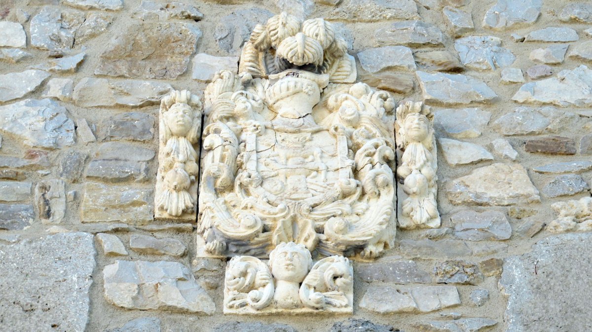 Azpikoetxeko armarria, Beasoain-Ollo