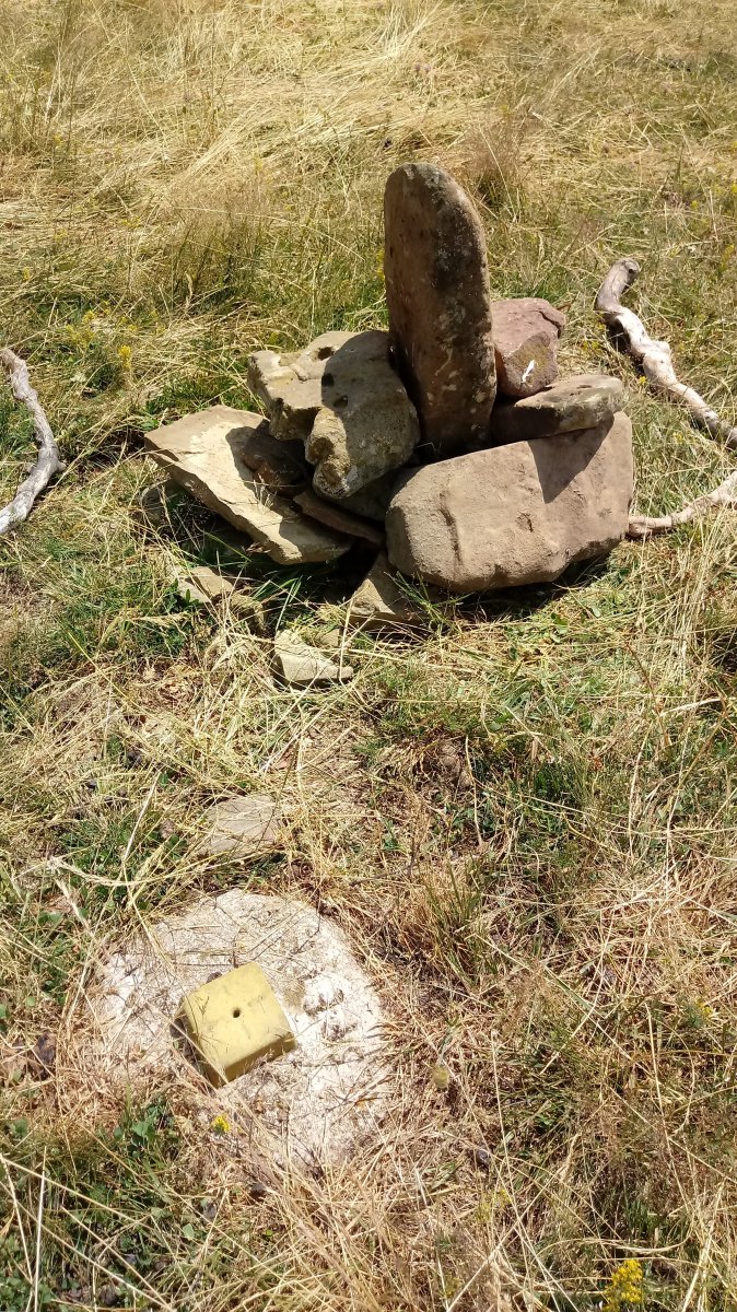 Kañadaxiloa (1769m) tontorra eta erpin geodesikoa