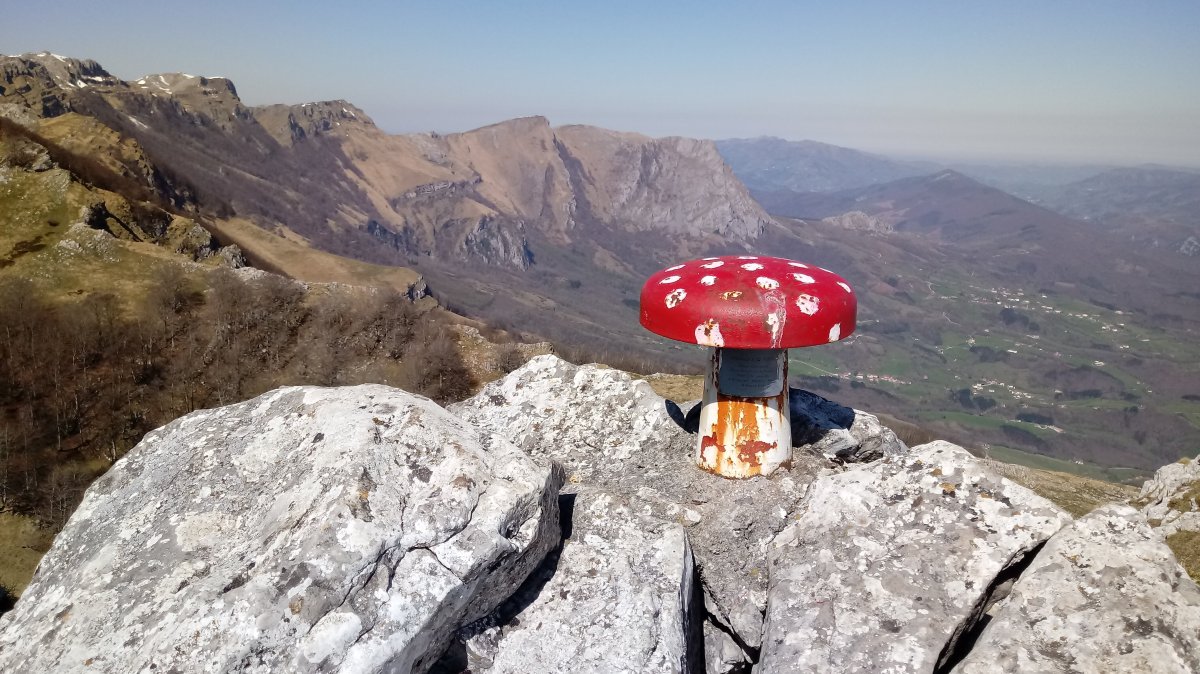 Ttutturre (1283m) postontzia 2