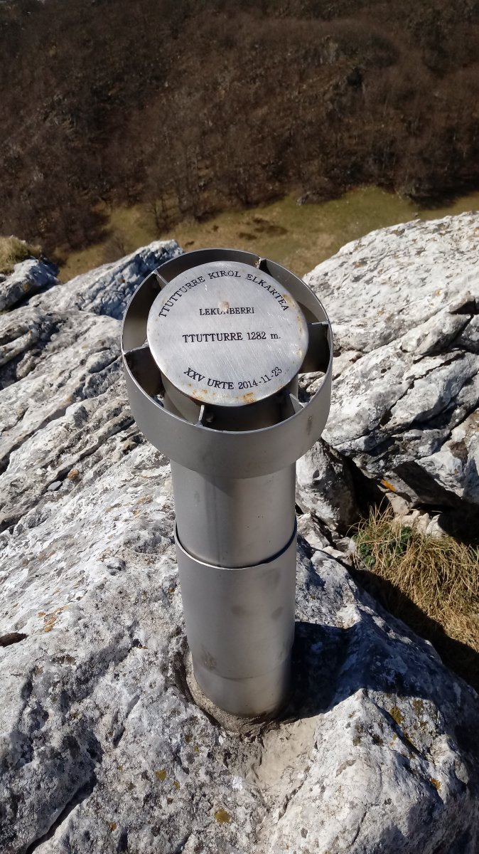 Ttutturre (1283m) postontzia 1