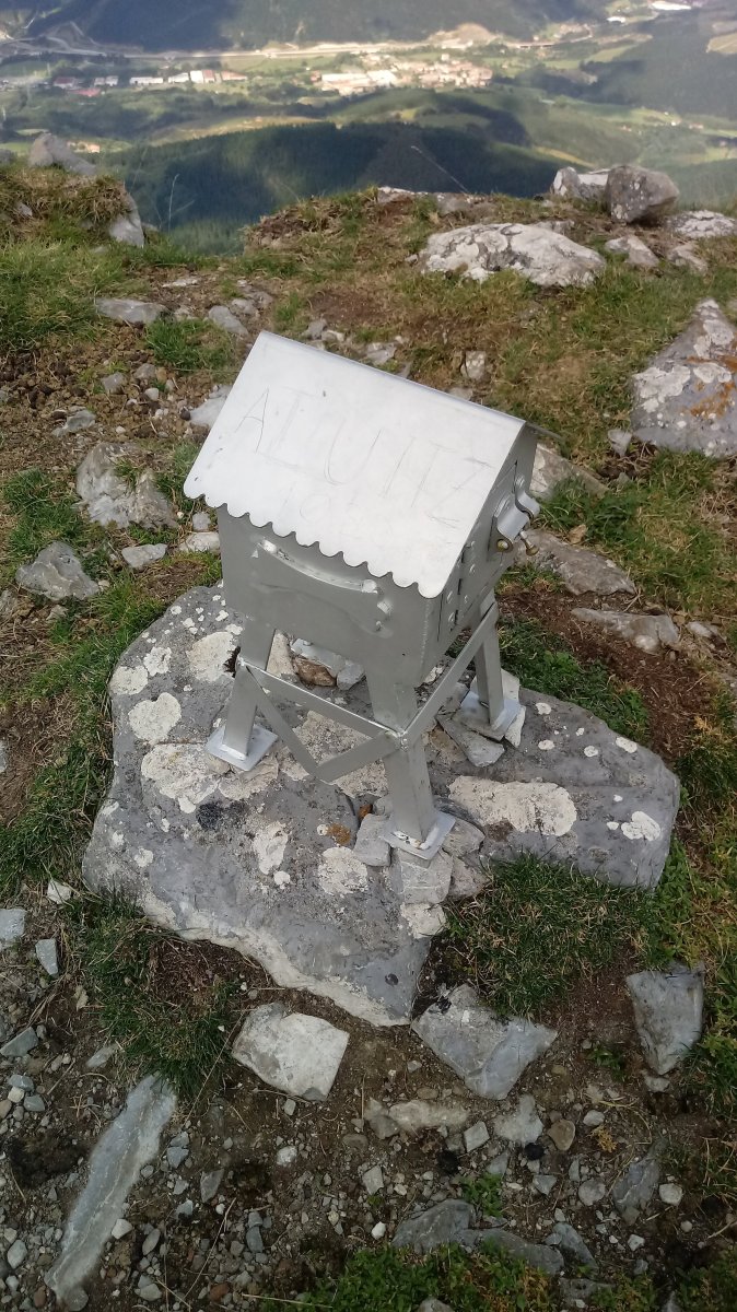 Alluitz (1034m) postontzia