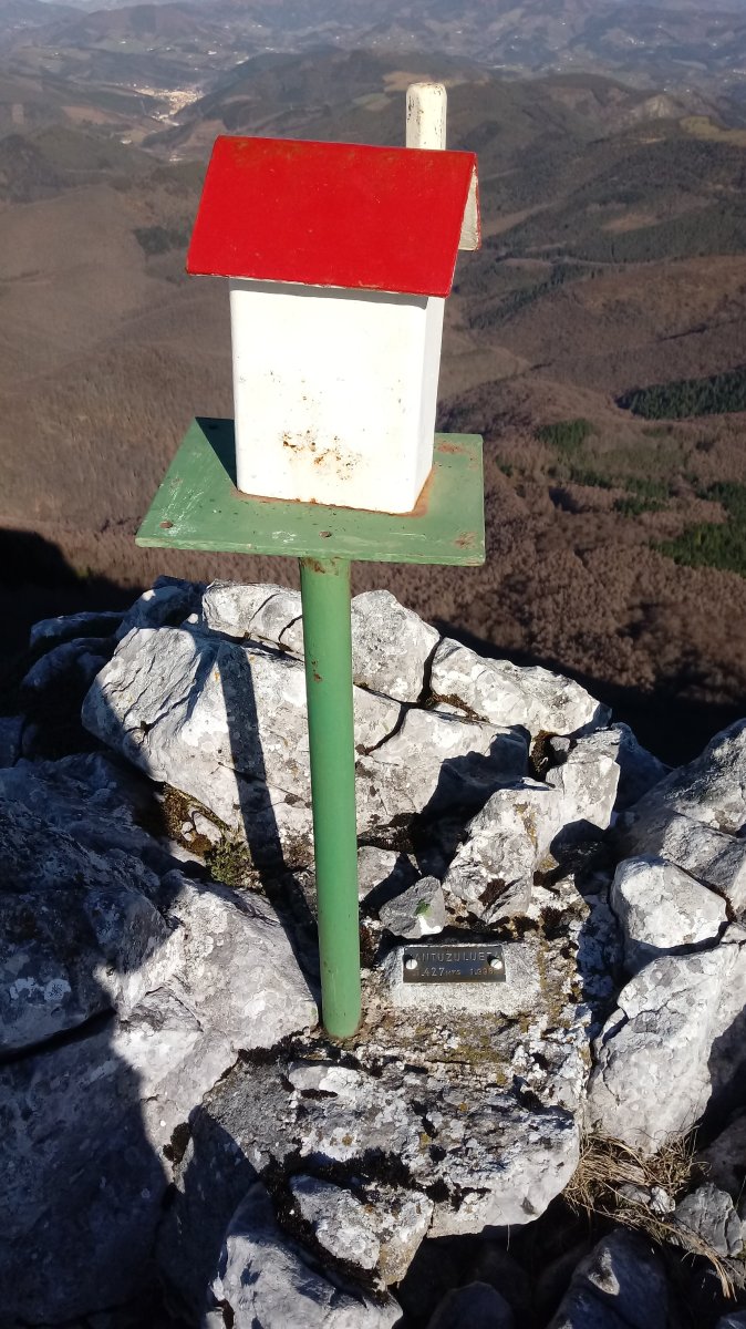 Kantoizulueta (1410m) postontzia