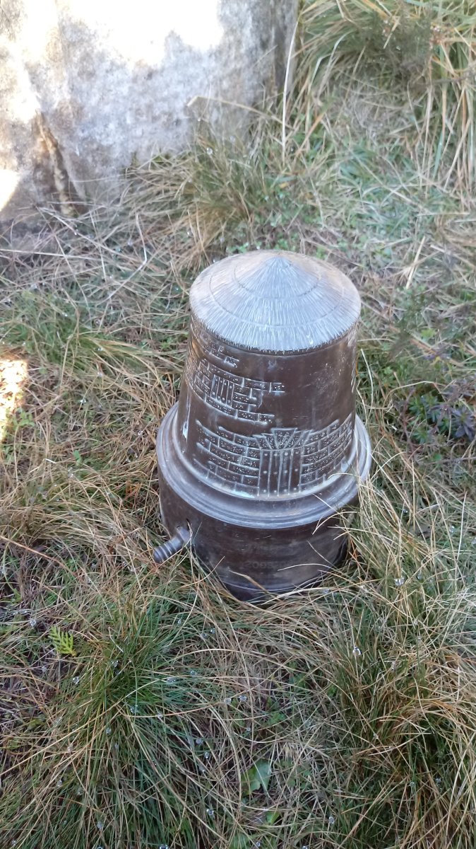 Aztio (893m) postontzia