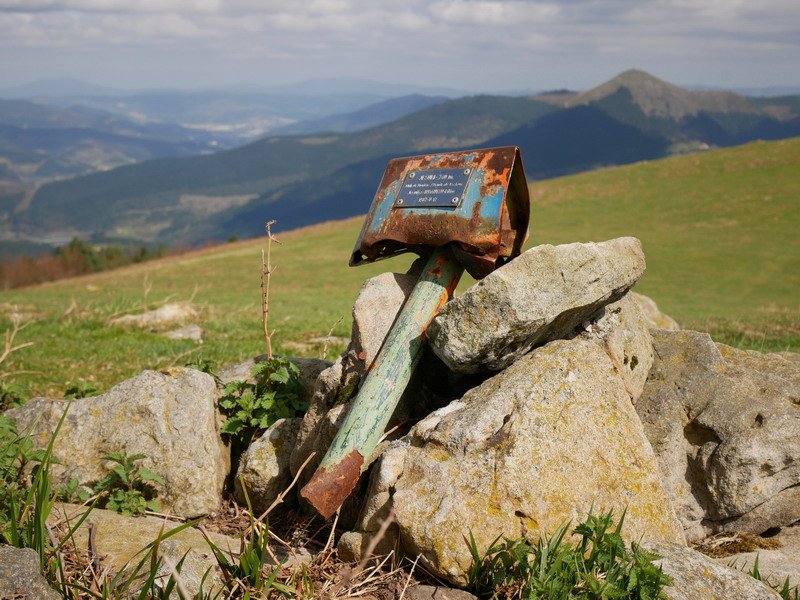 Larragorriko txartelontzi zaharra