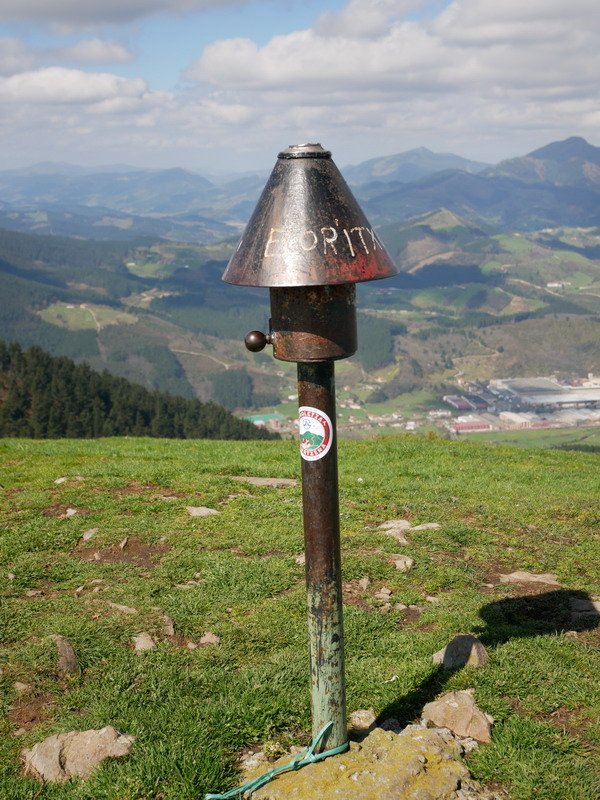 Kukutzako txartelontzia