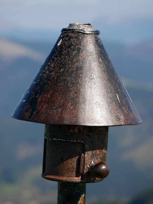 Kukutzako txartelontzia