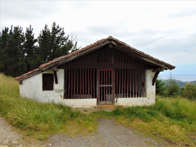 Santa Kruz Ermita Elkanon