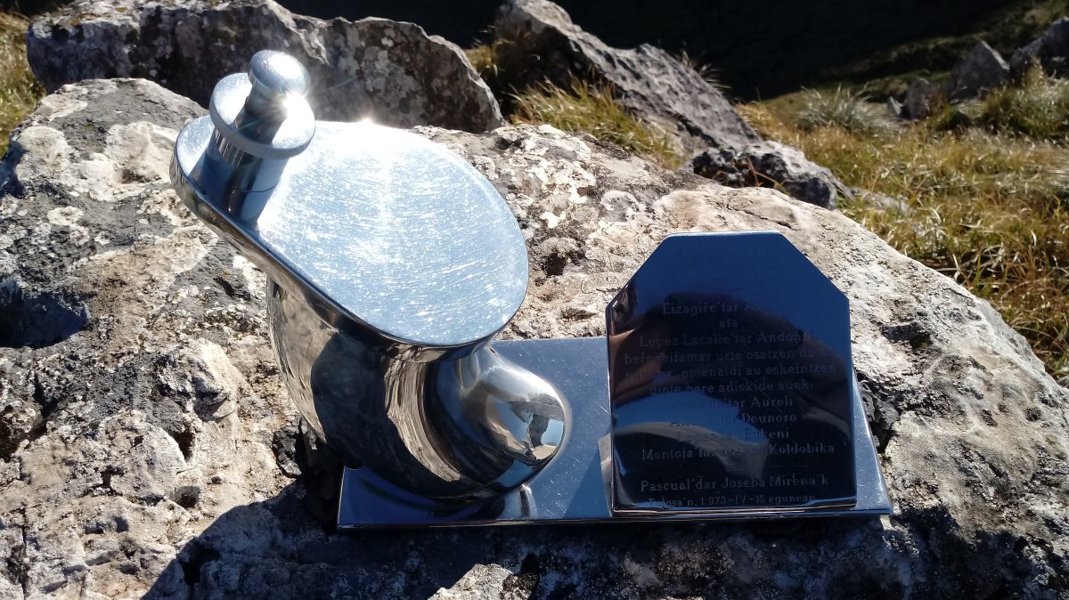 Larraone (1188m) postontzia