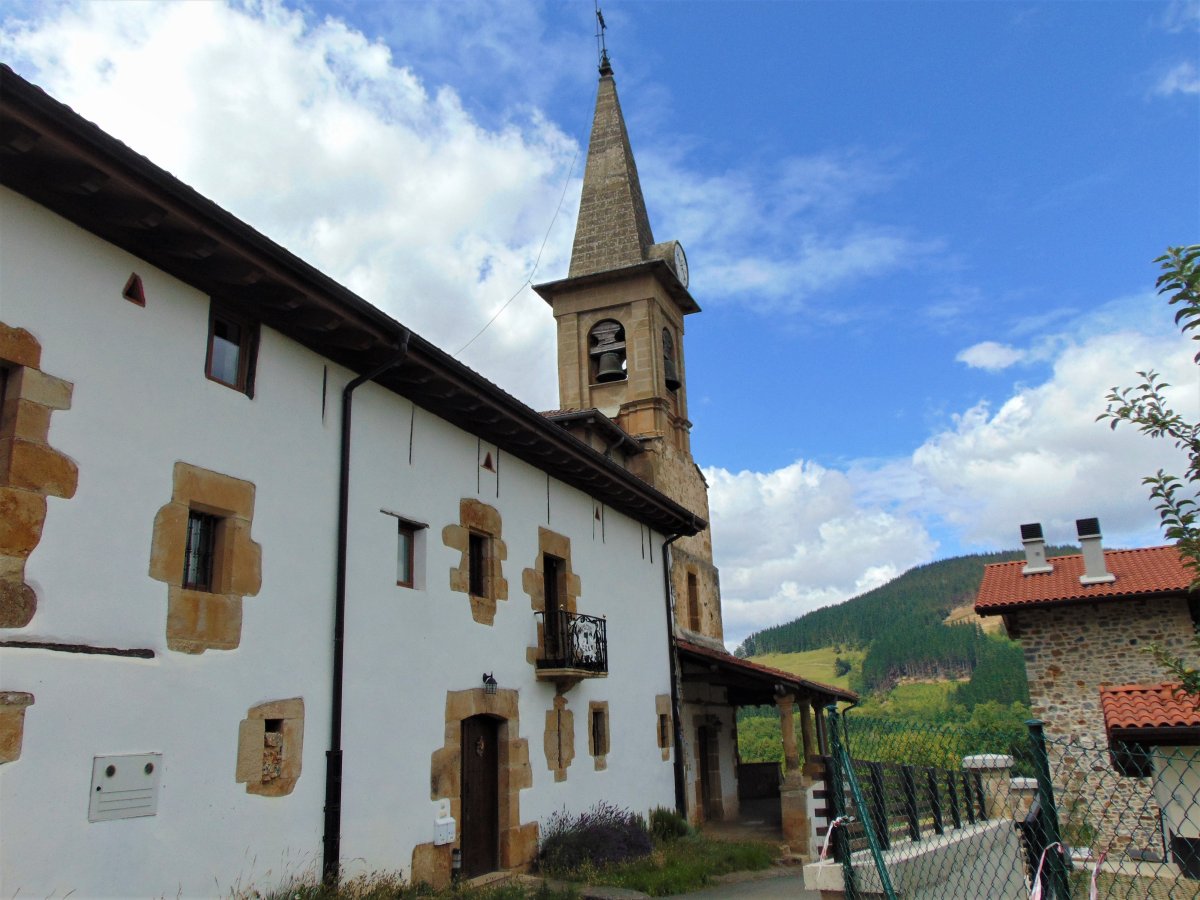 Santiago Eliza Goroetan