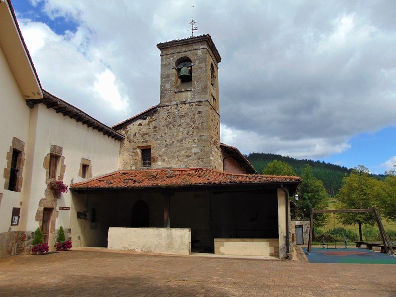 San Kristobal Eliza Larrinon