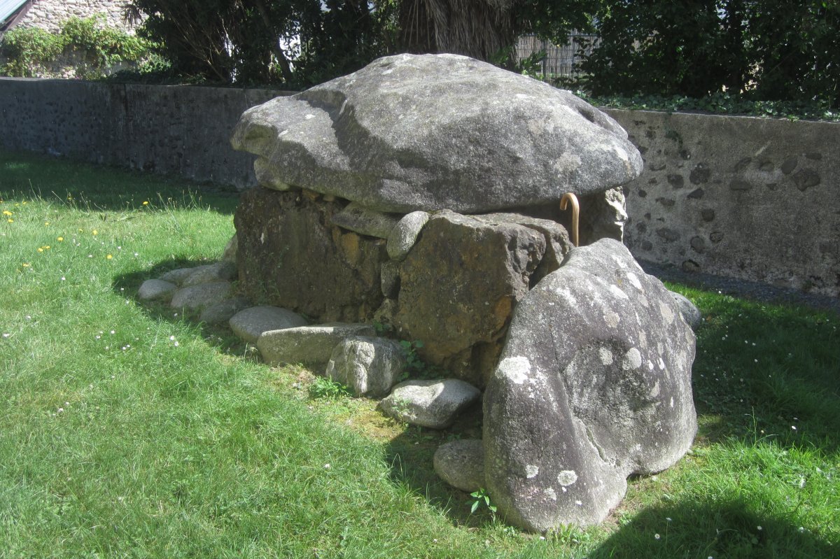 Dólmen Barzun  (Julio 2020)